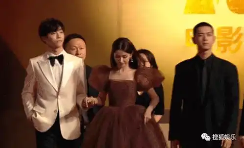 金鸡奖周冬雨摘影后丁真带火旅游张一山回应演技争议