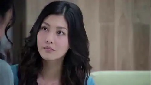 回家的诱惑艾莉造访土豪高珊珊,随便一出手就想送品如别墅