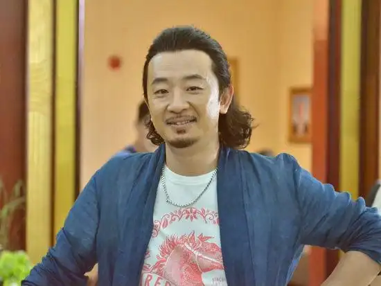 黄海波的培训班被逼关门网传他得罪的韩三平是什么来头
