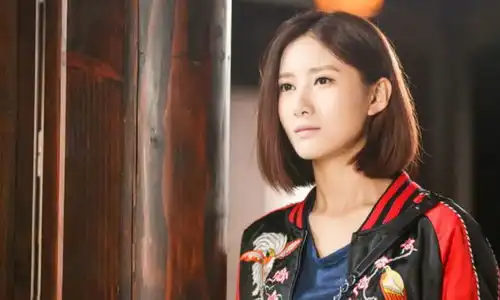 我认她做闺蜜,没想却是塑料友谊