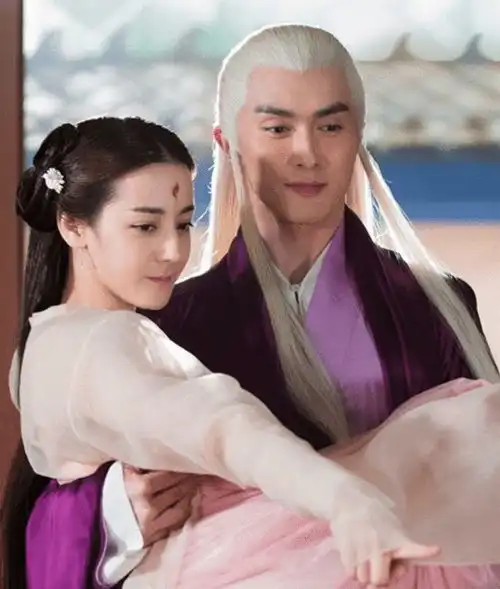 迪丽热巴杨洋因戏生情绝不可能你看她和高伟光七搭都没火花