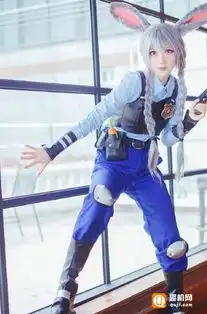 韩国长腿妹纸cos疯狂动物城兔警官
