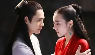 迪丽热巴晒最新一部剧剧照,女神或将再创圈内神话
