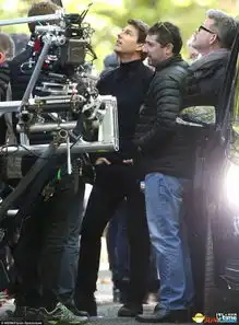 碟中谍6首批剧照曝光阿汤哥依旧帅气十足