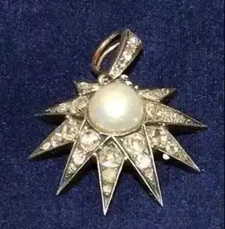 扒一扒茜茜公主的美貌和珠宝