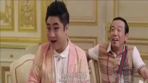 煎饼侠乔杉打扮的真妖娆,梁超这位女士是
