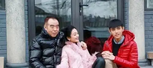 大陆第一美人陈红,甘愿为陈凯歌退居幕后,如今惊艳现身北影节