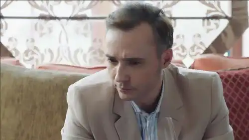 倾城时光林浅秀场揭露皮特抄袭,皮特便衣打扮和厉致诚对抗
