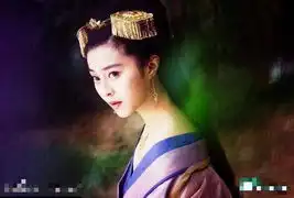 范冰冰露酥胸拍武则天丫鬟到女皇上位路