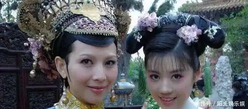 她十岁成最小影后,18岁却因甄嬛传被群嘲,如今24岁无戏可拍
