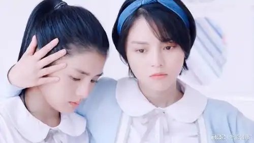 43岁白领会计爱上28岁小司机,死活要离婚,被甩后大哭我该怎么办