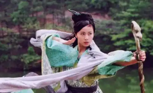 仙剑奇侠传隐藏的明星,邓家佳蒋欣不算啥,她才真正的大佬
