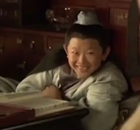 两版红楼梦男性角色对比,87版个个人间绝色,新版似屠夫开会