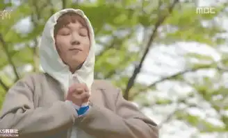 她们用几百块的卫衣撑起整部剧
