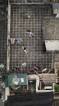 一组图看懂香港繁华背后的蜗居生活
