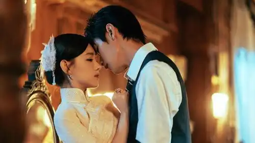 曝男明星为上位陪睡男大佬,长达四小时录音曝光,内容不堪入耳
