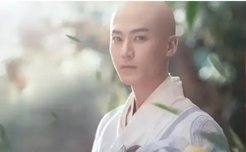于朦胧版许仙儒雅,孙骁骁版白娘子未播先嘲,网友还是期待
