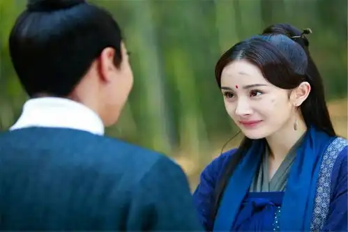 素素不过是一个凡人,为何大家都相信她推了素锦下诛仙台
