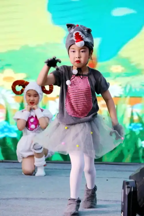 等待一朵花开,看见最美绽放记木子联大外国语小学第三届艺术节展演篇
