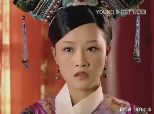 8位苦瓜脸女星,五官单看挑不出毛病,凑一起愁容满面,真亏