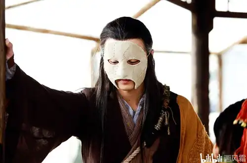 周伯通最后去哪了倚天屠龙记中有位高手,传承了他的左右互搏
