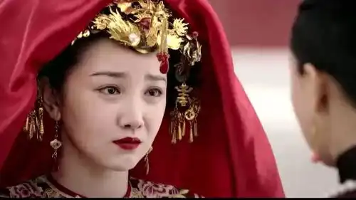 如懿传比周迅还敬业的演员,惢心出嫁前一晚将眼哭肿,果然小天使
