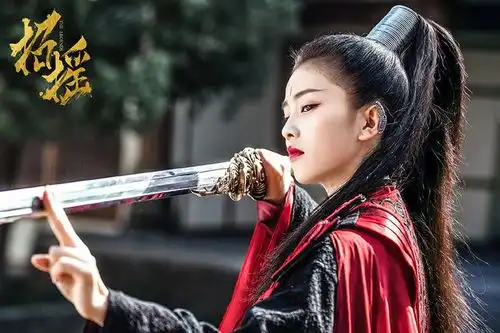 9位网红转型演员最成功的明星白鹿演技不输科班演员,赵露思转型势头最猛
