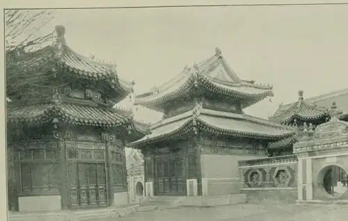 老照片1906年日本人拍摄的颐和园,古建筑保存完好,但是很荒凉
