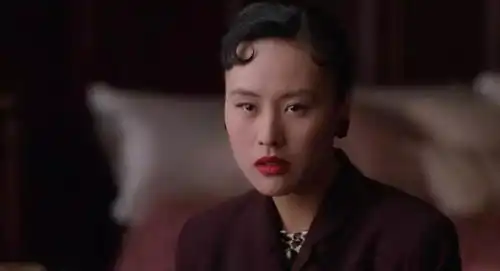 从末代皇帝到如懿传,邬君梅与陈冲斗了30年
