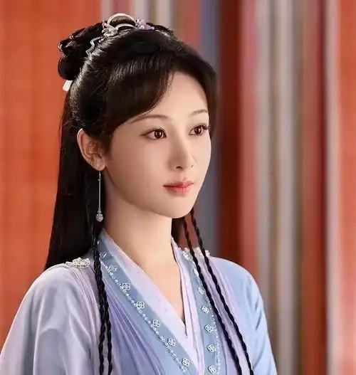 国色芳华即将杀青,杨紫李现二搭,路透cp照太甜,期待值拉满