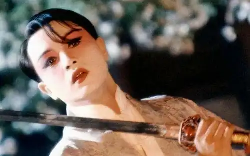 张丰毅谈霸王别姬我们那时都躲着张国荣,他已经不是演戏了
