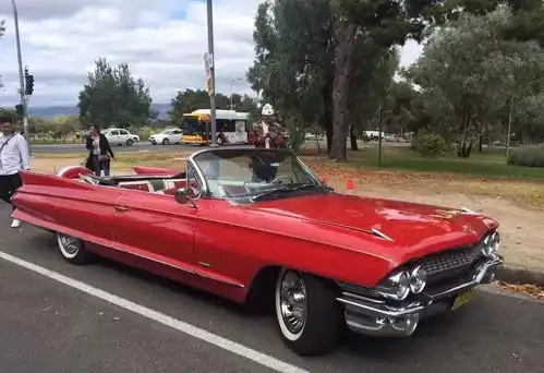 新剧极速青春今日开播,重燃赛车剧热血,开启玩剧新时代