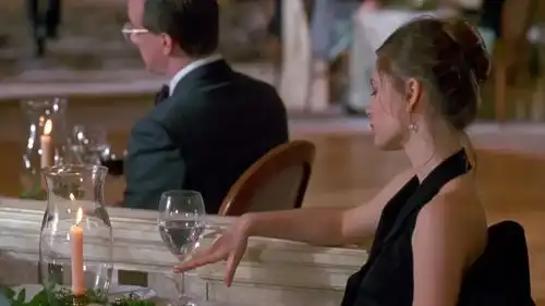 今晚nightclub闻香识女人闻到的不是香味,识的也不是女人