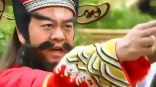 天师钟馗和蜈蚣精斗法,钟馗破肚而出,重伤蜈蚣精