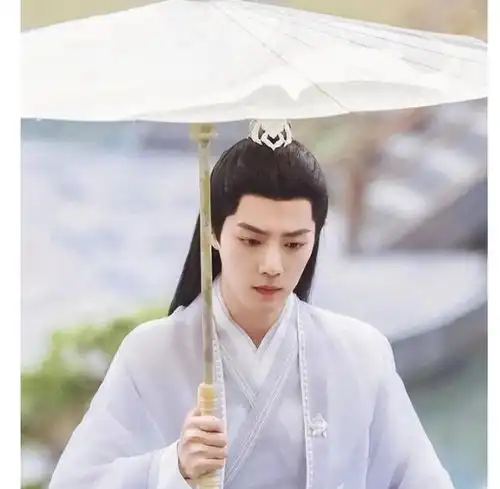 玉骨遥杀青,get到肖战任敏cp感,王楚然王子奇同框也有点甜
