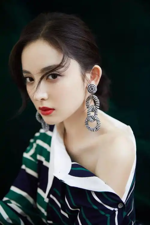 新疆遍地是娜扎说这话是要负责的