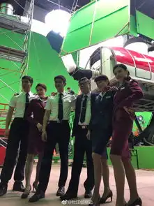 组图杜江中国机长杀青哭红双眼久久不愿离去