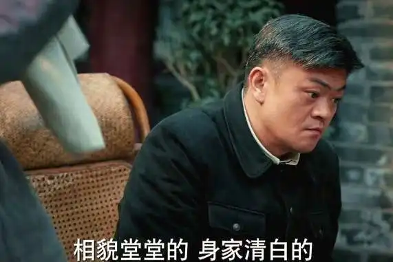 高亮撞脸洪剑涛,光荣时代中扮演多门,父亲是国家一级演员
