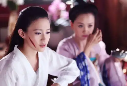 已非演艺新人,苏青这个湖南妹子,现在和宋慧乔也算同台竞技了