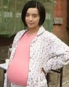 范冰冰未婚未孕为戏3次扮演孕妇,素颜出镜也无所畏惧
