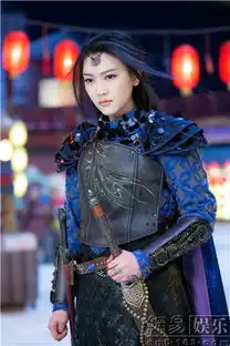 幻城月神逯恣祯帅气上线
