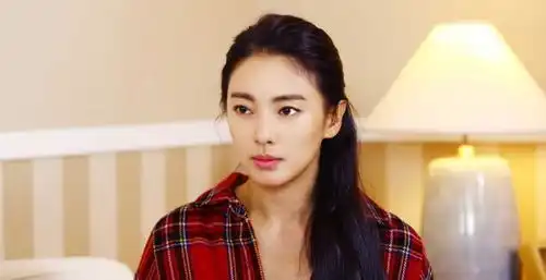 秦岚也是真拼了为了转型不惜截胡张雨绮