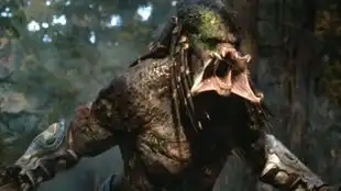 铁血战士曝电影片段,终极铁血对决互相狩猎