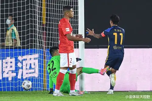 国内足坛离谱一幕两队互踢乌龙终身禁赛,曾发生单场149粒乌龙