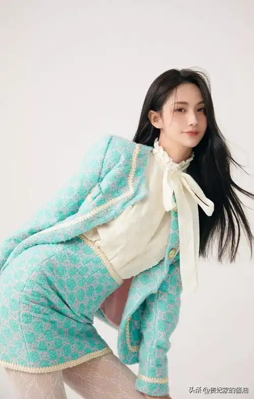 蓝心妍,原名蓝燕,女,汉族,1990年3月9日出生于上海市
