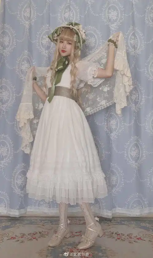 lolita告别洛可可
