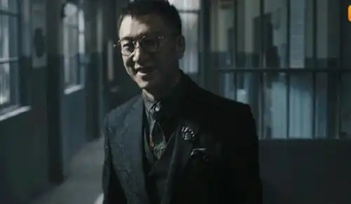 孙红雷在扫黑风暴演技出众,亦正亦邪令人佩服,不愧是老戏骨

