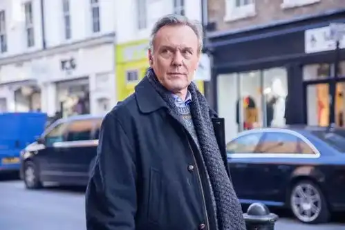 首映丨流浪猫鲍勃让一切美好都能不期而遇...