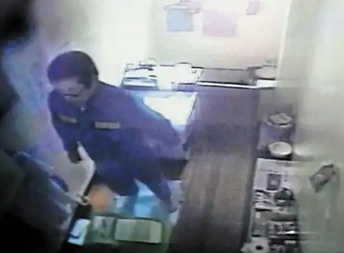 这个恶魔12月将出狱
