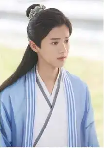 同样出演古装戏李易峰杨洋都没有鹿晗造型帅气
